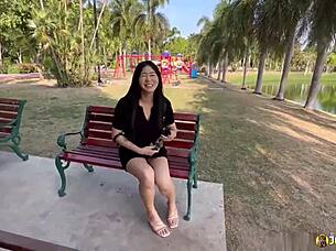 Chubby Thai amateur gets hardcore fucked doggystyle and creampied