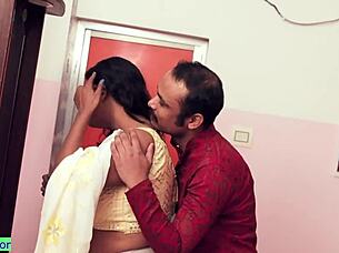 naughty bhabhi bent over doggystyle creampied by devar 😈🍑💦