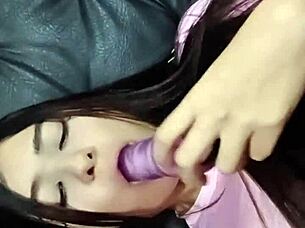 Colombian Babe Gives Intense Dirty Blowjob