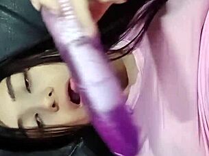 Colombian Babe Gives Intense Dirty Blowjob