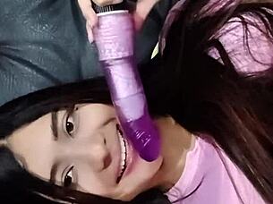 Colombian Babe Gives Intense Dirty Blowjob