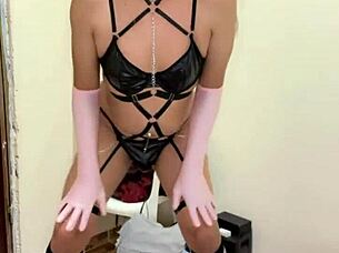 transexual rosadita linda con tetas ricas