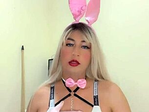 transexual rosadita linda con tetas ricas