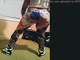Black Milf Neva Too Old To Drop That Azz N Pussy