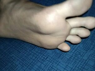 Pee with foot smell and spit for me