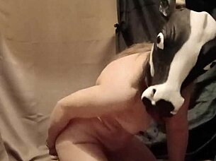 2025 04 18 esclave f humiliée godage anal souillure