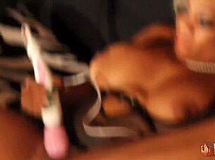 Curvy milf kisses and deepthroats thick cock
