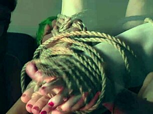 These feet only get excited with kinky games