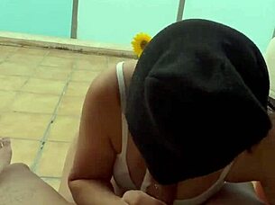 mamada en la terraza del vecino - lilosgirl