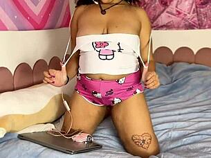 chubby latina girl gets horny and wants fucking