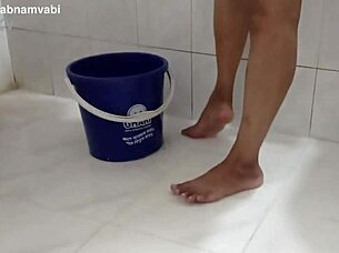 when home maid clean floor