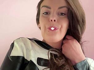 mistress kate keeps your butt crack clean and spreads your mouth