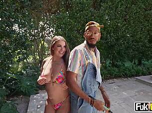 Chubby girl richh des fulfills random family man fantasy