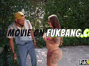 Chubby girl richh des fulfills random family man fantasy