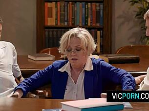 Busty Mature Dee Williams Double Penetrated By Students