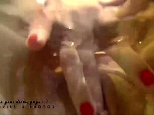 College Girl Masturbates In Bath During Scene One