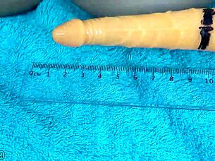 Milf uses dildo and chopsticks wildly