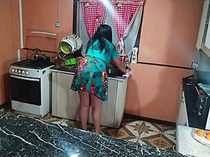 fucking curvy wife rough in kitchen
