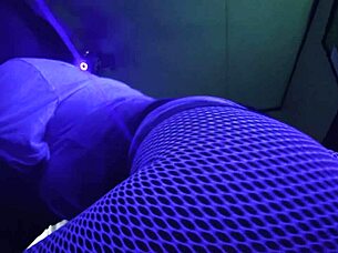 Nikki Lixxx Twerks And Squirts In Yoga Pants