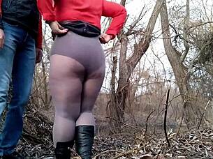 curvy mature milf pees outside in nature