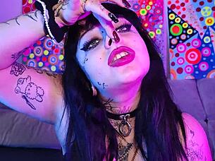 Deedee Love Loves Intense Cum Play On Her Body