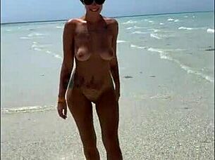 Beach boy creampied my pussy