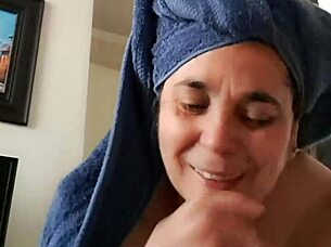 milf gives head and takes facial