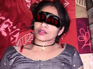 Closeup hard pussy fucking in hindi