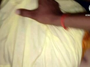 indian girl in a homemade sex video with her partner