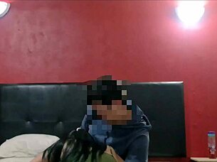 show cuckold marido se dedica a reclutar singles y que follen a su mujer frente a el