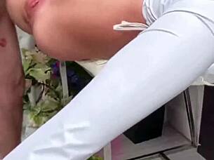Princess addison receives hard action on chair with facial finish