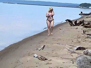 wild beach walk shows milfs in bikinis