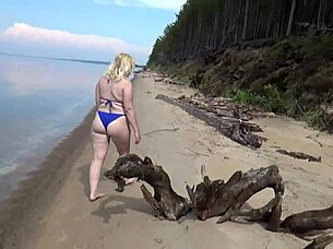 wild beach walk shows milfs in bikinis