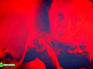 lucky gurl kween bunny b red light special