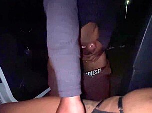 negro gozou duas vezes na mulher do corno