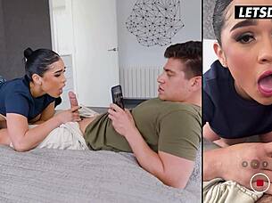 yeri shows jason how to please alexis