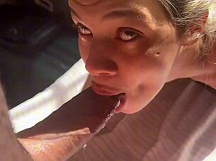 Acordei meu namorado bem gostoso com direito a cuzinho ele me comeu t�o gostoso