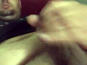 quick jerkoff and cum 😏