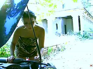 This tramp got her pussy fucked silly 😏