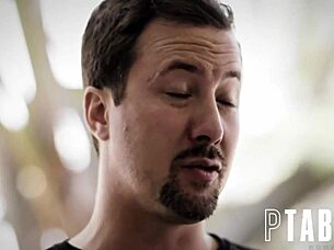 Keira Croft Blows Jessy Jones in POV Reality