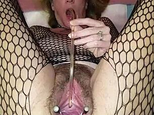 Blonde slut wife savors piss filling her mouth in amateur hairy session