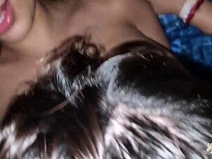 Pornstar starts fucking in the pool and finishes with cumshot on her face