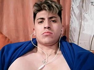 Ecatepec Wrestler Strokes Cock For Whores?