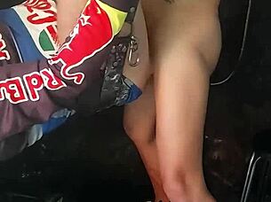 Zena loves fucking big cocks 😍