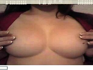 Free Teen Webcam Girl's Porn Video on Mobile