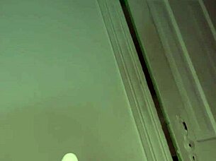 Ebony babe rips clothes and shakes dripping ass