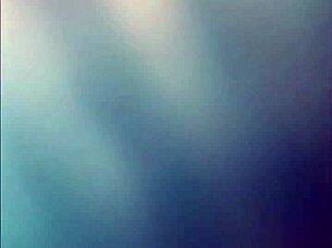 i saw dis beautiful latina wit a big ass on all fours, it wuz so hot n excitin.