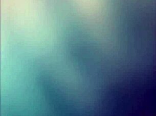 i saw dis beautiful latina wit a big ass on all fours, it wuz so hot n excitin.