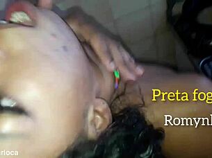 Gostosa Preta Fogosa Gozando Muito Cheia De Tesão.