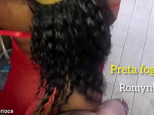 Gostosa Preta Fogosa Gozando Muito Cheia De Tesão.